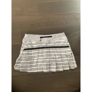 Lulu lemon skirt with built in shorts